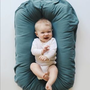 ✨ Snuggle Me Infant Lounger and Organic Moss Cover